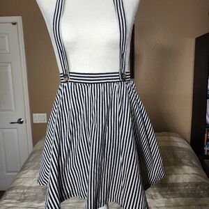 Shein Mini skirt black and white stripe US size 8y